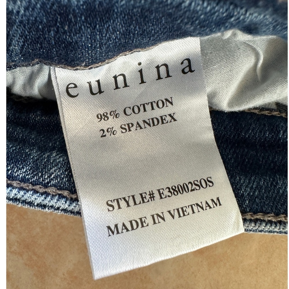 Eunina LULU High Rise Denim Shorts Frayed Hem Distressed Blue/W Bleach M - Picture 9 of 9